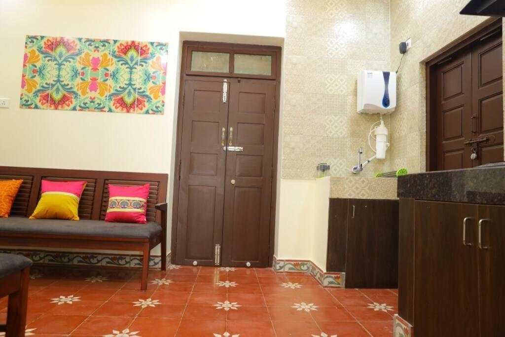 Heritage Home With 3 Bed/3 Bath With Kitchen In A Residential Neighborhood. Madurai Exterior photo