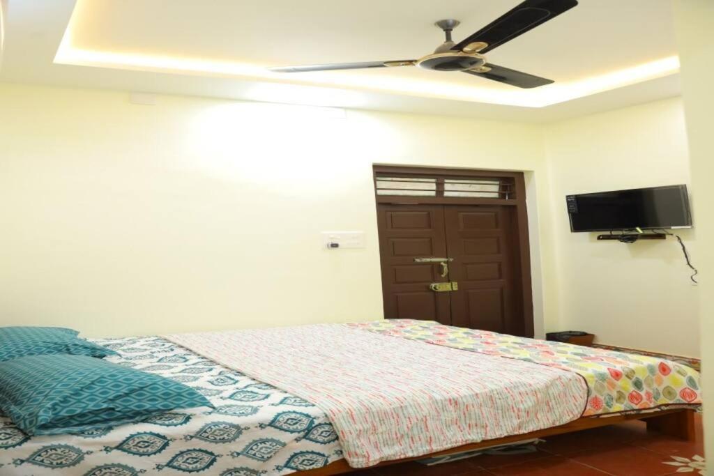 Heritage Home With 3 Bed/3 Bath With Kitchen In A Residential Neighborhood. Madurai Exterior photo